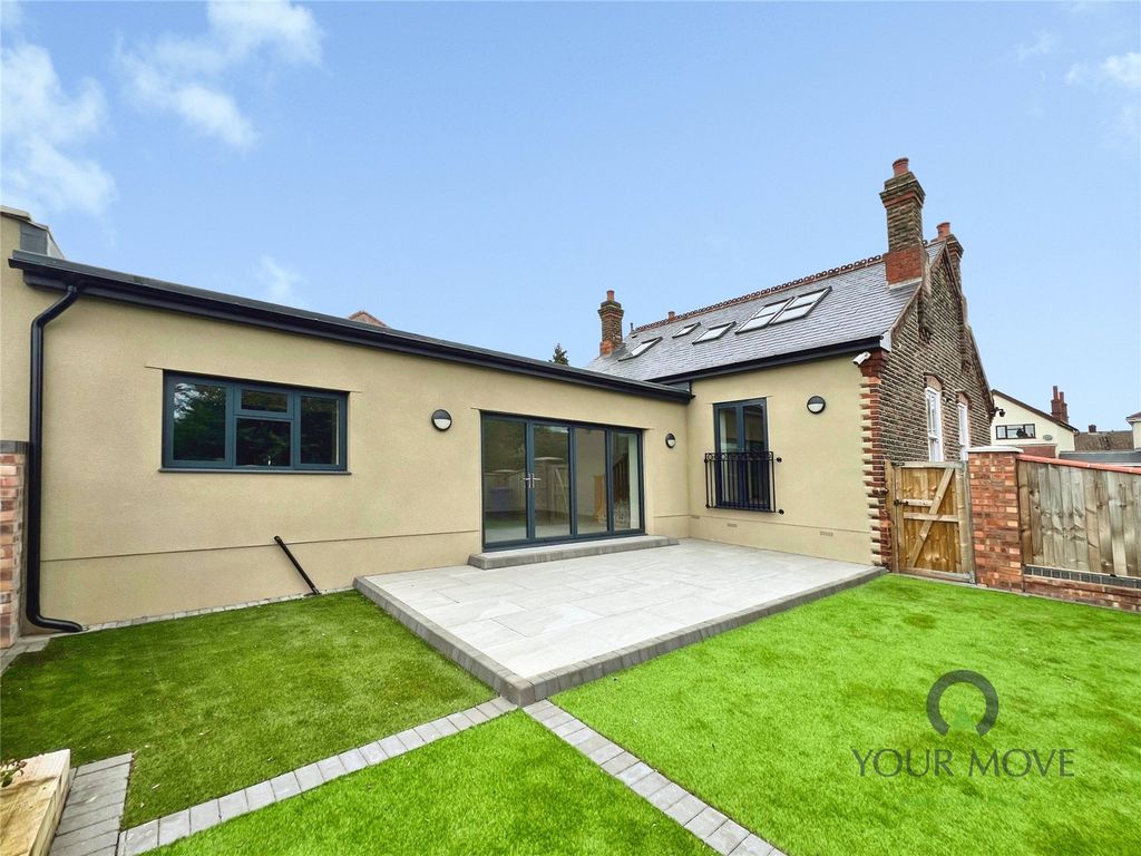Property photo 2 of 22 Picture No. 19