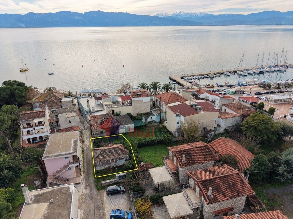 Property photo 2 of 24