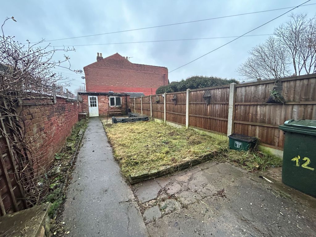 Property photo 3 of 5