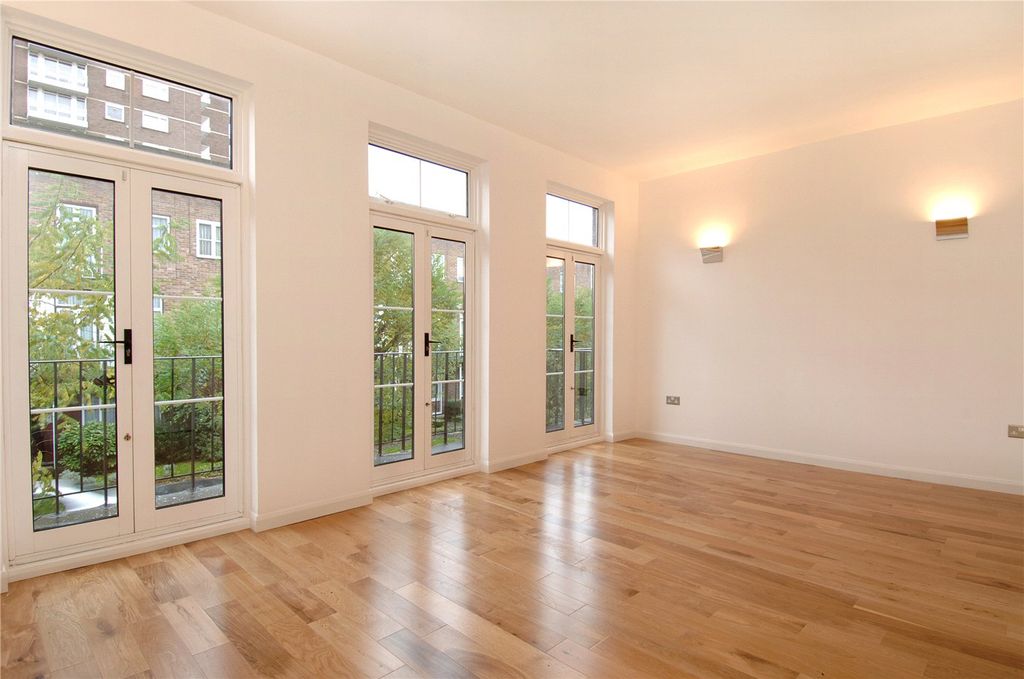 Property photo 2 of 4 Picture No. 04