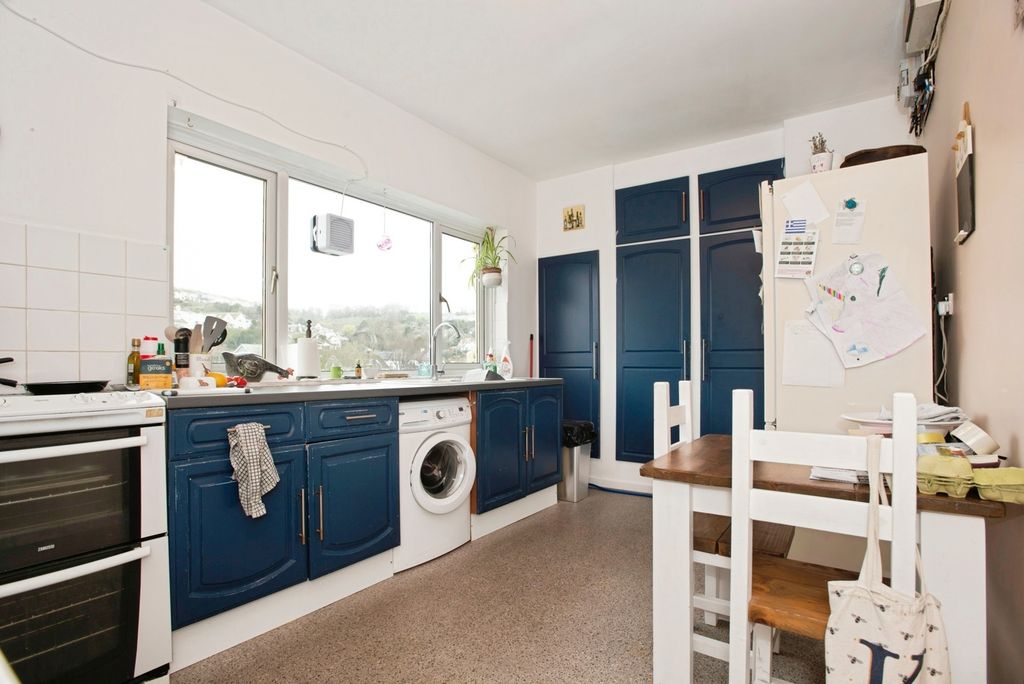 Property photo 3 of 13 Pbox-Img.Jpg