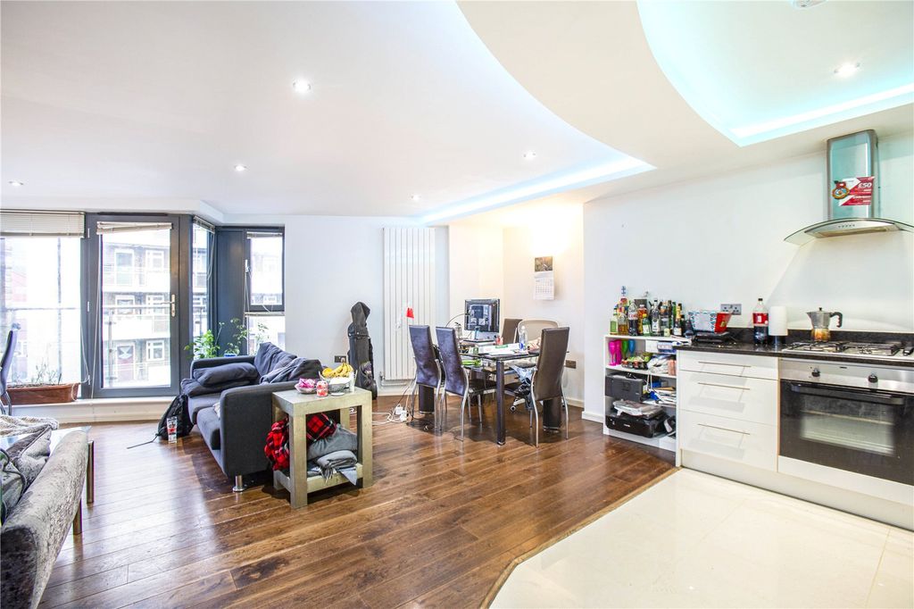 Property photo 3 of 10 Reception Room