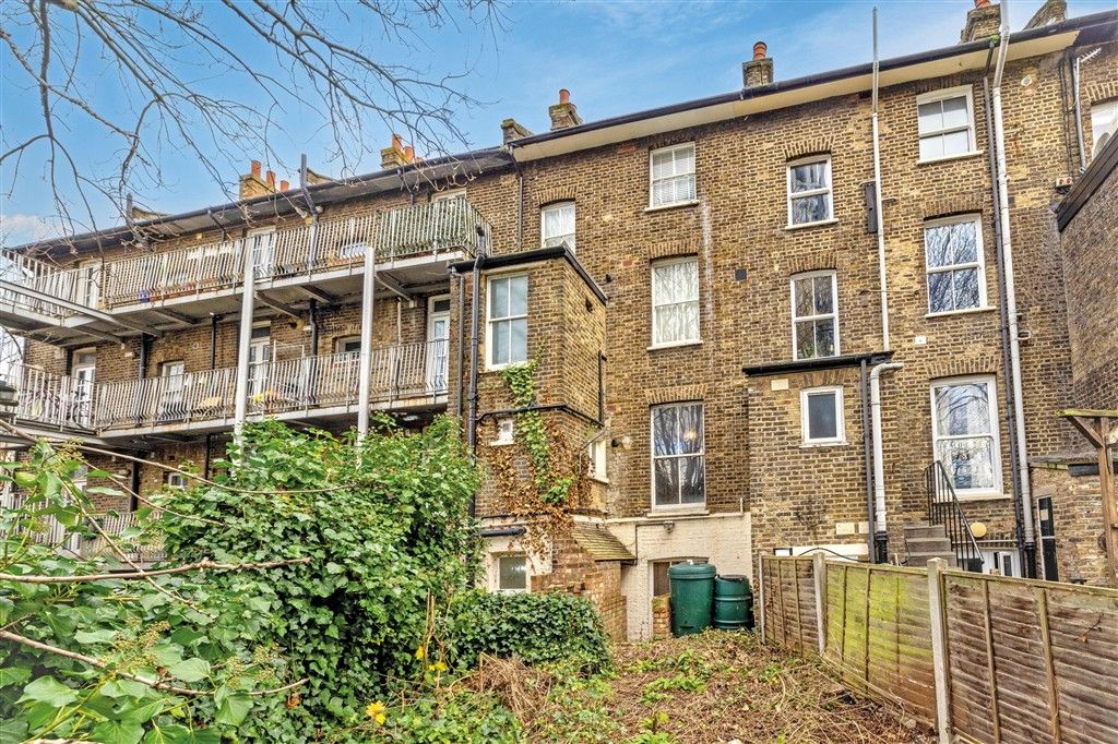 Property photo 2 of 5