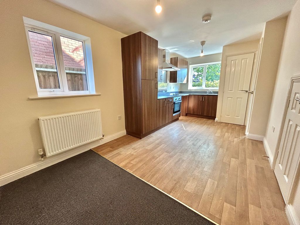 Property photo 3 of 15 Image