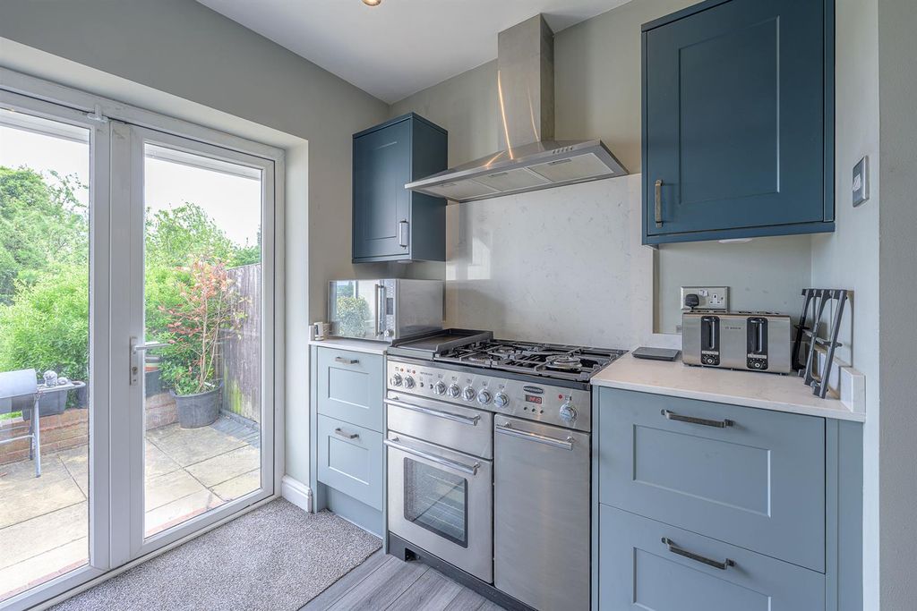 Additional image 15 of 4 bed semi-detached house for saleAmblecote Road, Brierley Hill DY5