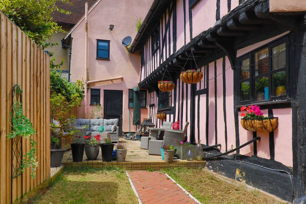 Property photo 3 of 36