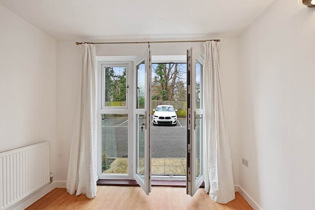 Property photo 3 of 8