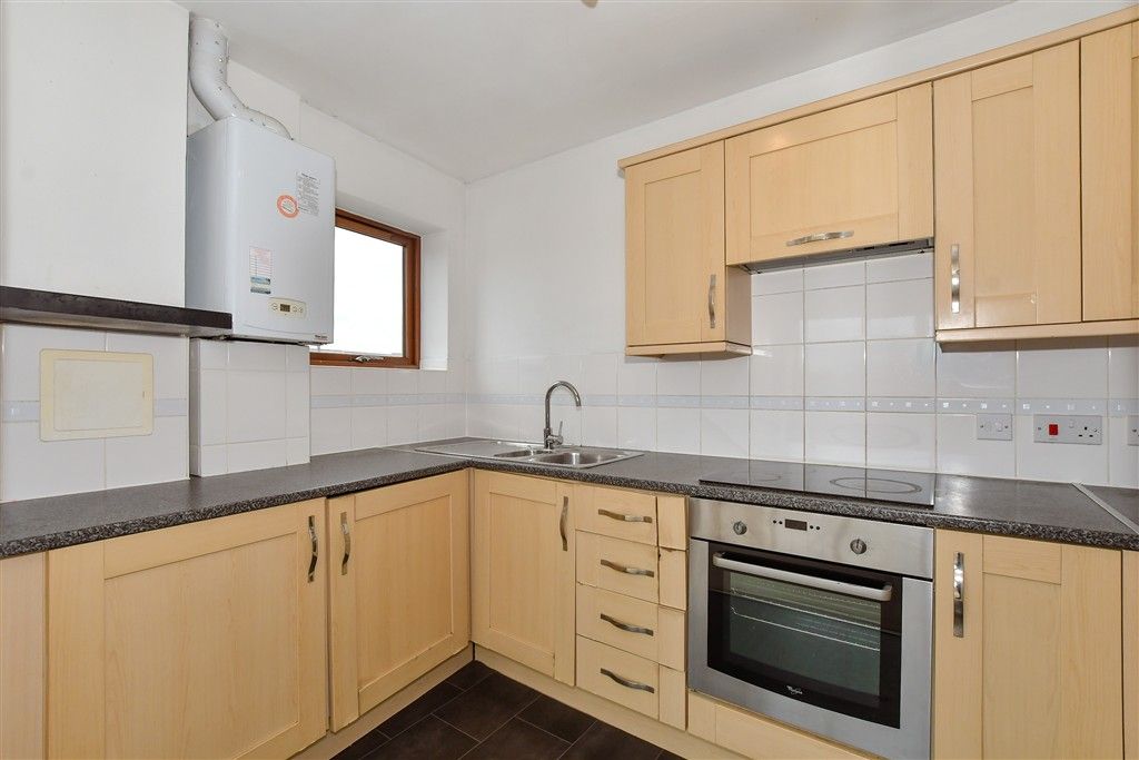 Property photo 3 of 13 Kitchen