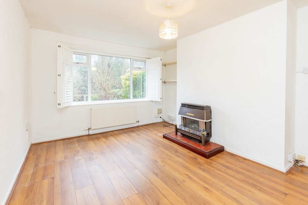 Property photo 2 of 9 Living Room