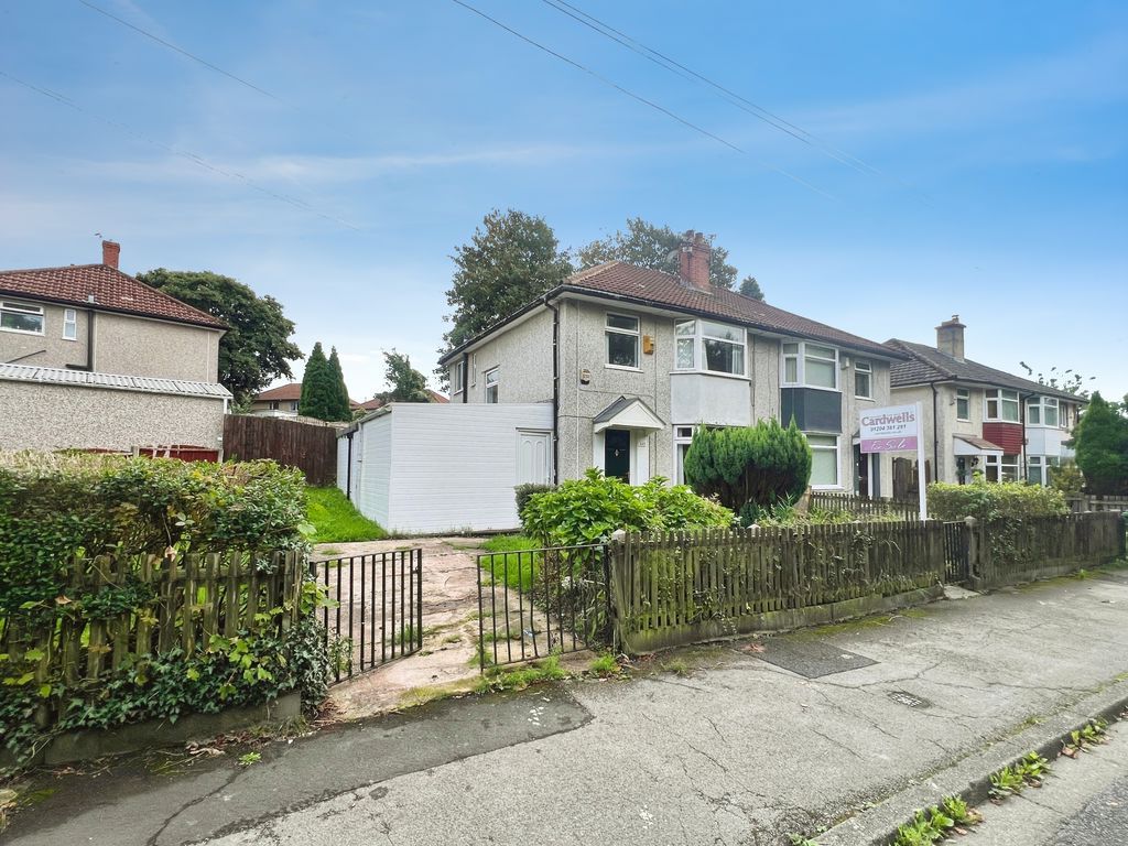 Property photo 1 of 19 External
