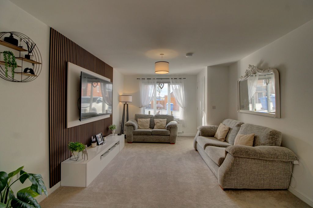 Property photo 3 of 25 3