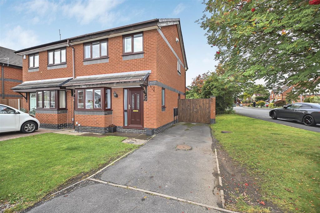 Property photo 1 of 26 14 Clough House Drive External (3).Jpg