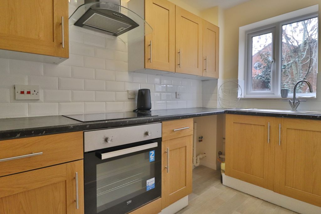 Property photo 2 of 5