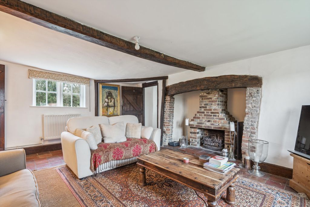 Property photo 3 of 24 Image