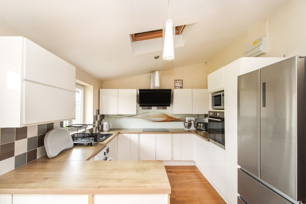 Property photo 3 of 13 Kitchen-Breakfast Room