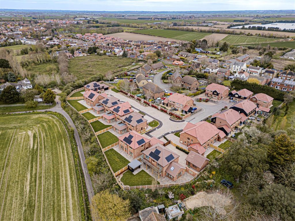 Property photo 3 of 8 L J Imaging-26.Jpg