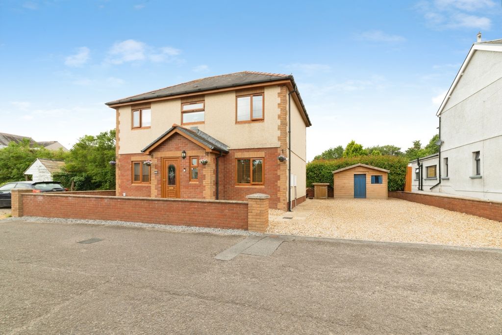 Property photo 1 of 20 Pbox-Img.Jpg
