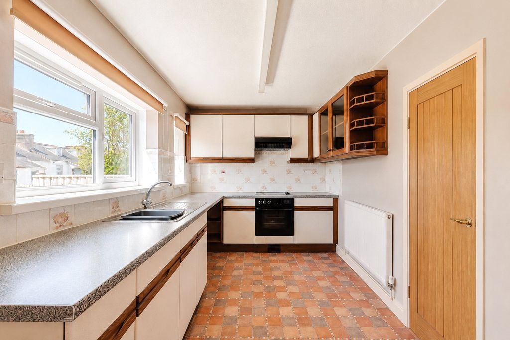 Property photo 3 of 13 Picture No. 15