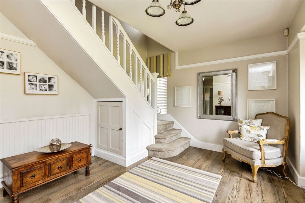 Property photo 2 of 44 Picture No. 47