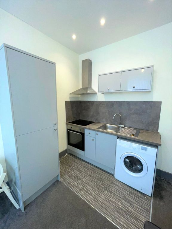 Property photo 2 of 7 Picture No. 08