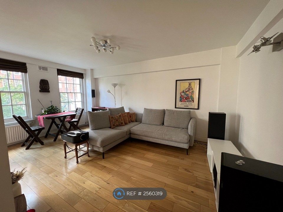 Property photo 1 of 6 Living Room