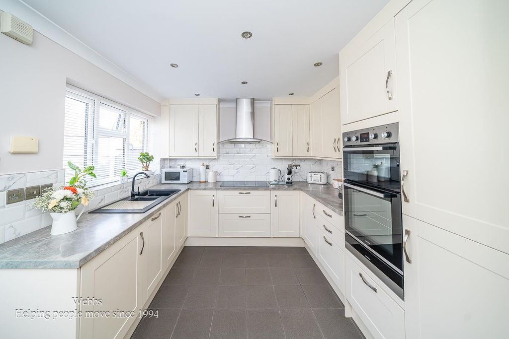 Property photo 2 of 28 Webbs-7.Jpg