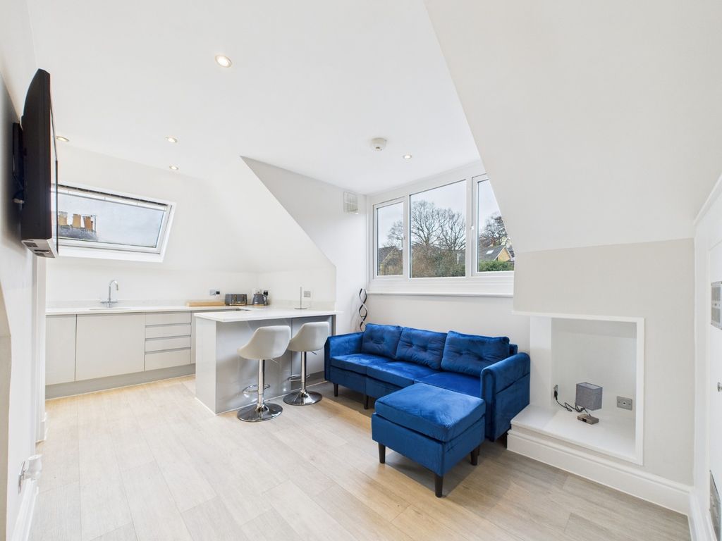 Property photo 2 of 9 4726023