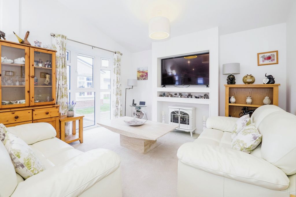 Property photo 2 of 15 Photography