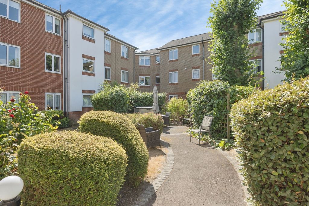 Property photo 1 of 12 Pbox-Img.Jpg