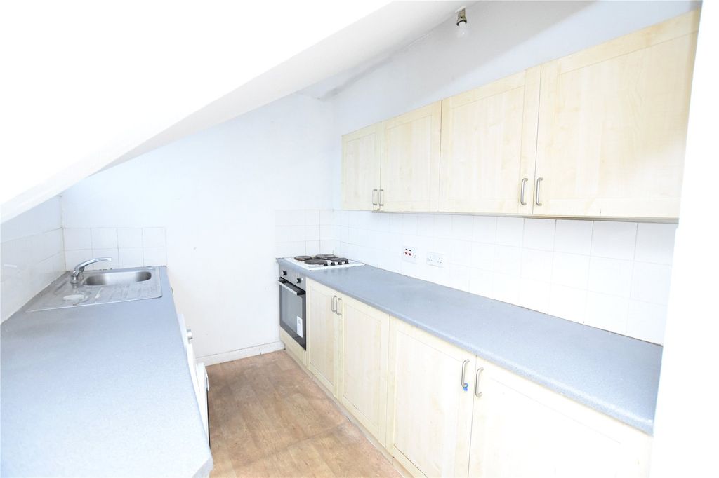 Property photo 2 of 6 Picture No. 04