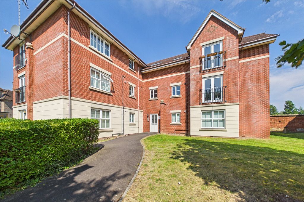 Property photo 1 of 11 Picture No. 10