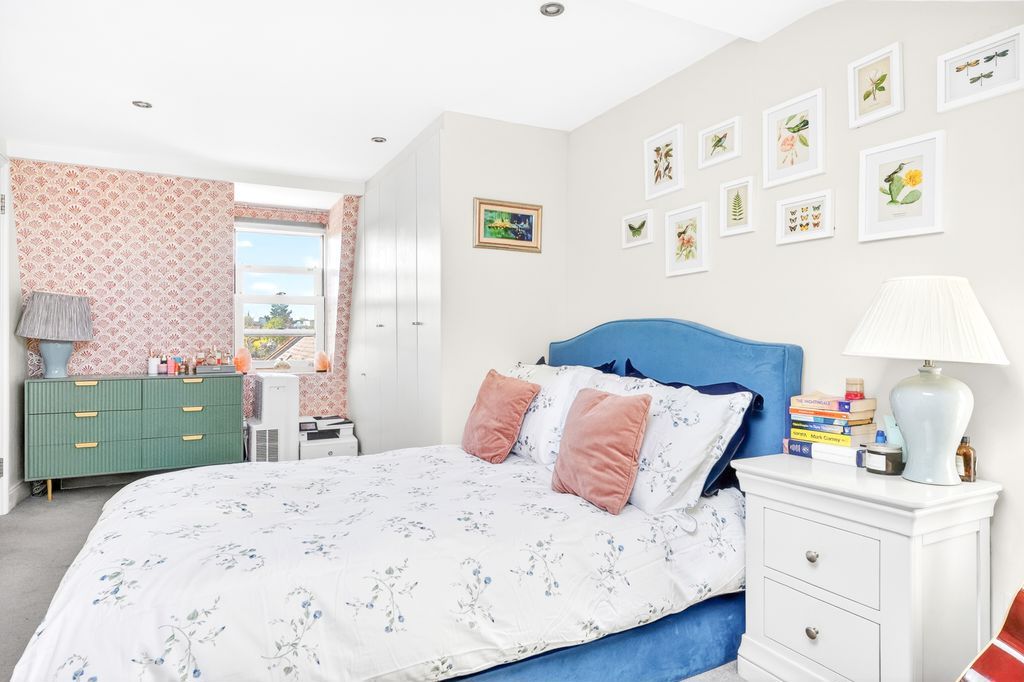 Property photo 3 of 27 Photo 10