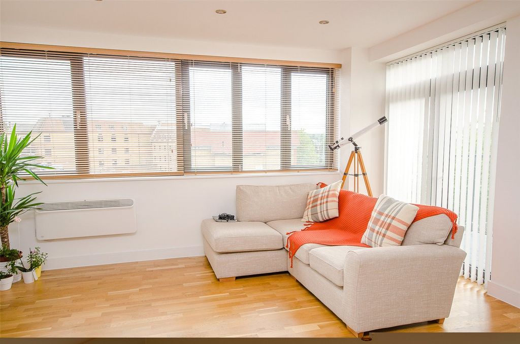 Property photo 3 of 12 Picture No. 03