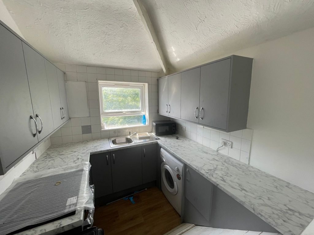 Property photo 2 of 3