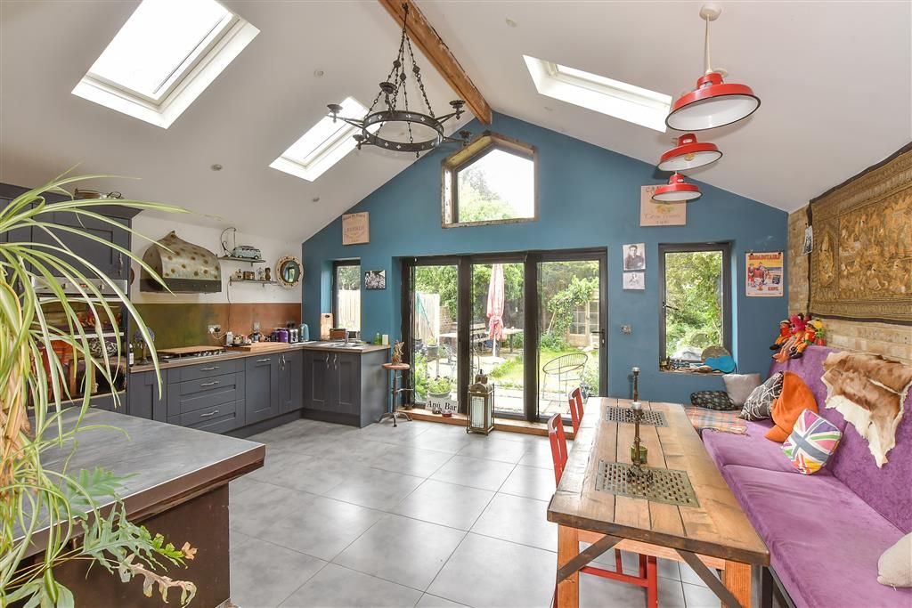 Property photo 1 of 8 Kitchen/Diner