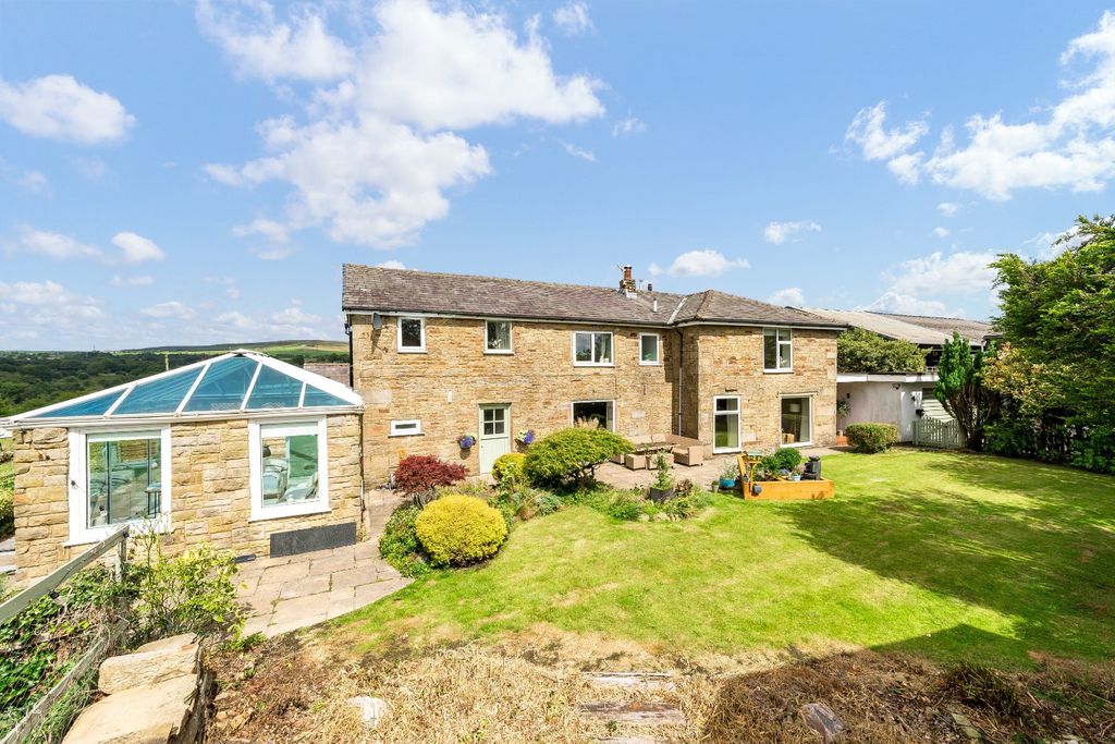 Property photo 1 of 60 4420481