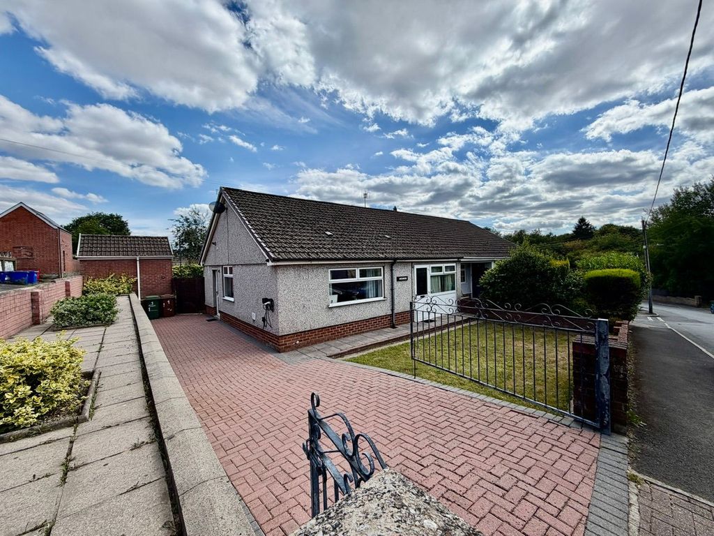 Property photo 1 of 42