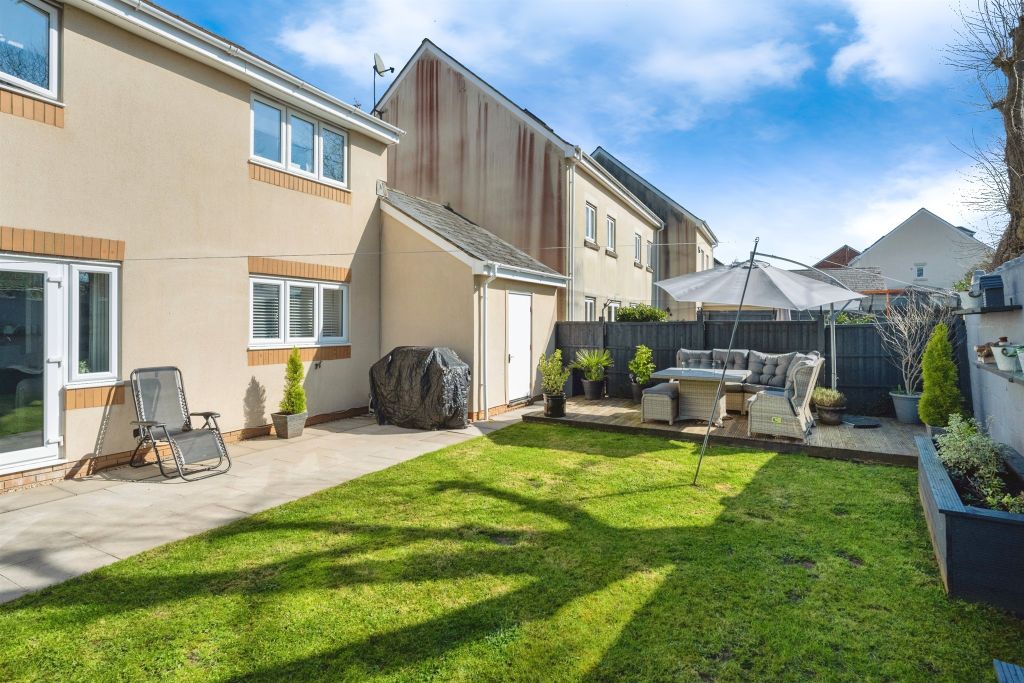 Property photo 3 of 17