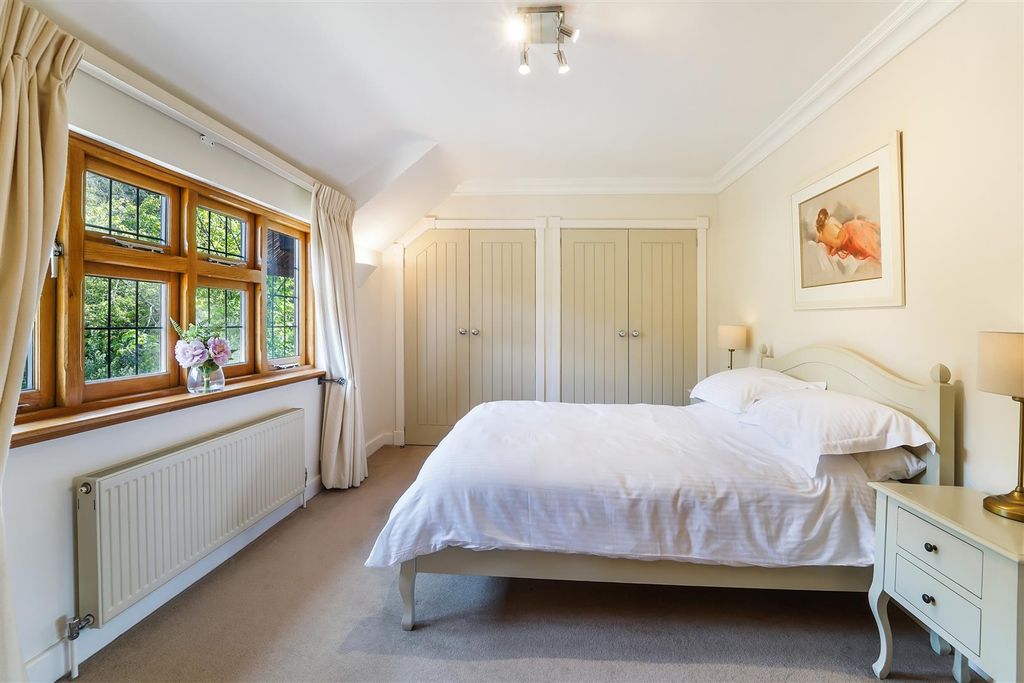 Additional image 26 of 5 bed detached house for saleRickman Hill Road, Chipstead, Coulsdon CR5