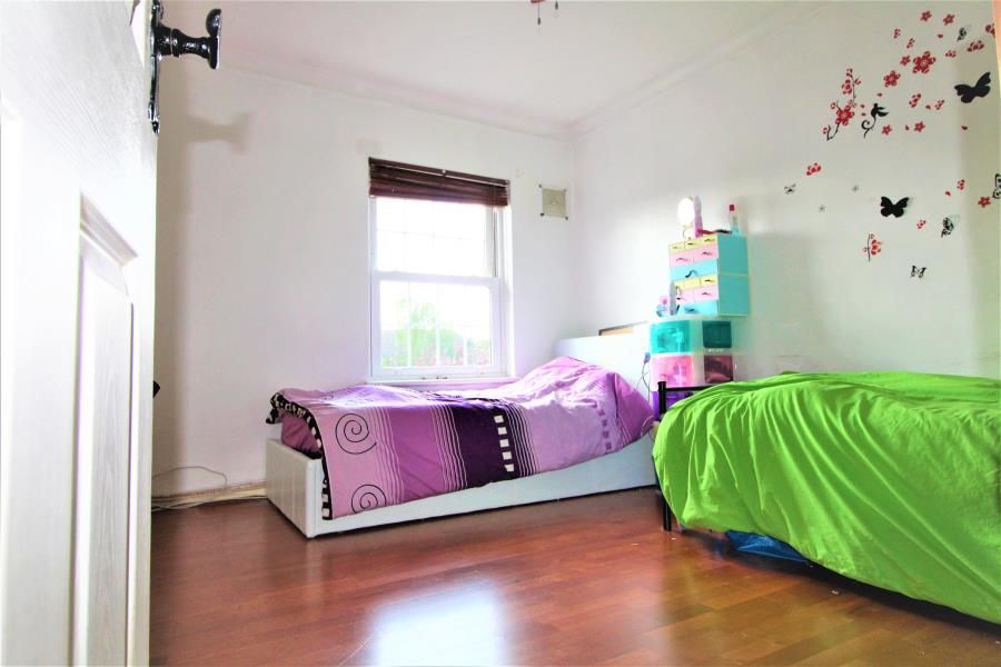 Property photo 3 of 4