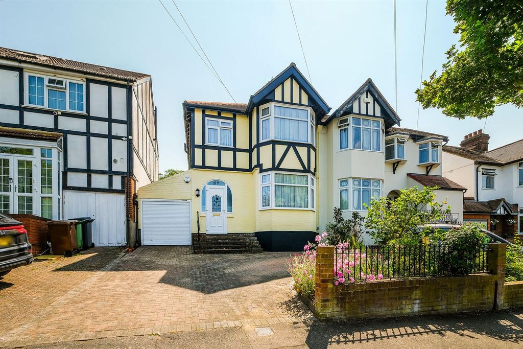 Property photo 1 of 19
