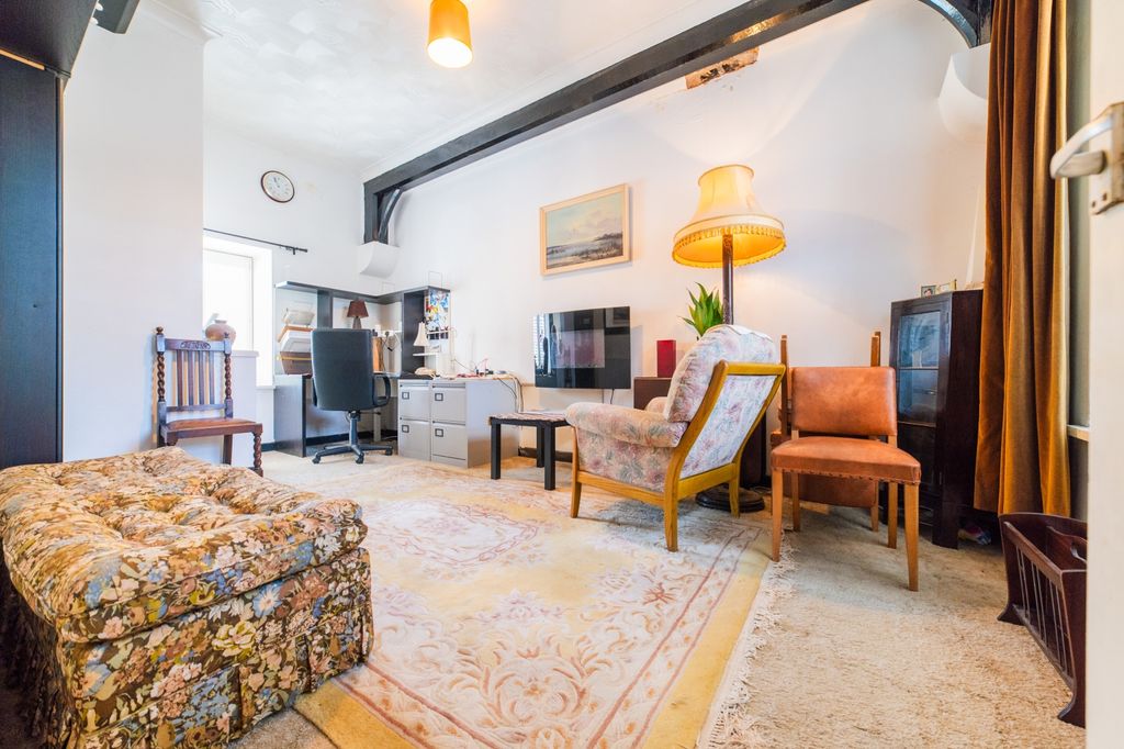 Property photo 3 of 13 Call 02920 454555 To Secure Your Viewing_2