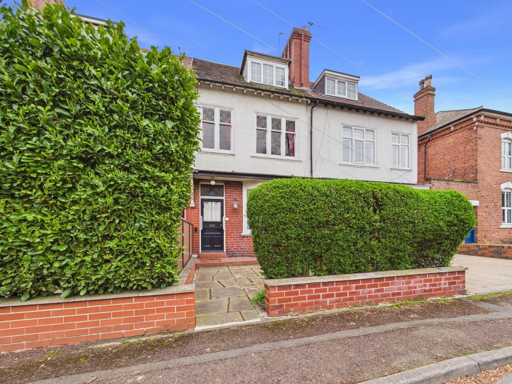 Property photo 1 of 15 Front (Exterior)