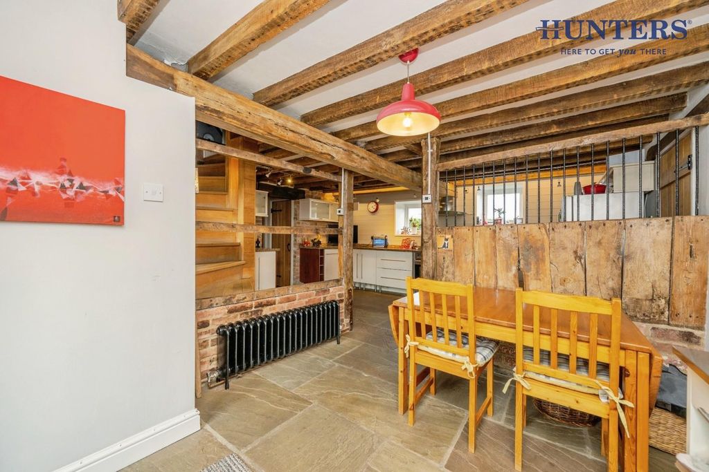 Property photo 2 of 49 Sandboroughbarn-28.Jpg