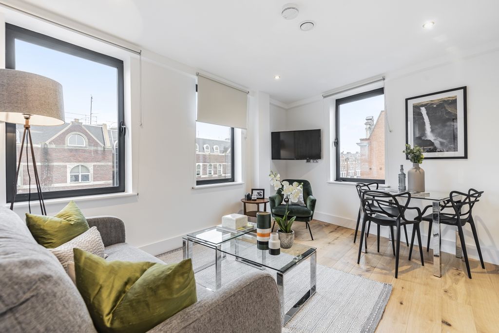Property photo 1 of 7 661605 (1)