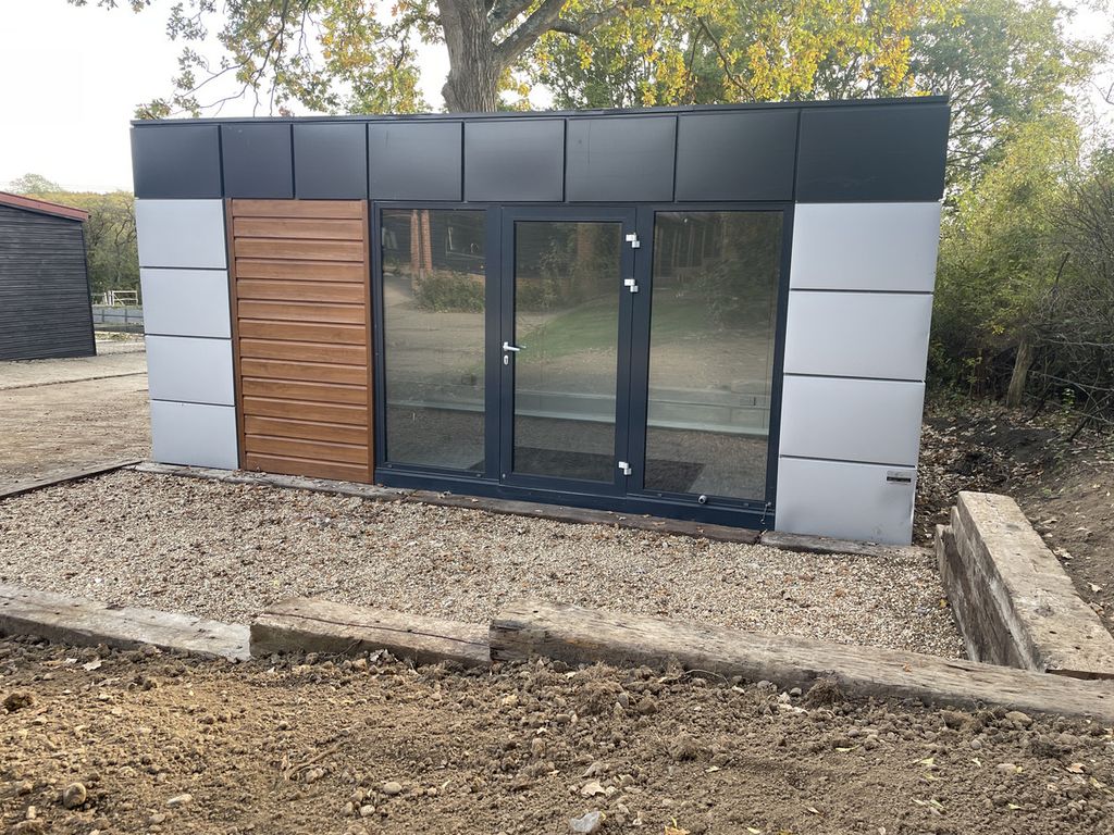 Property photo 2 of 6