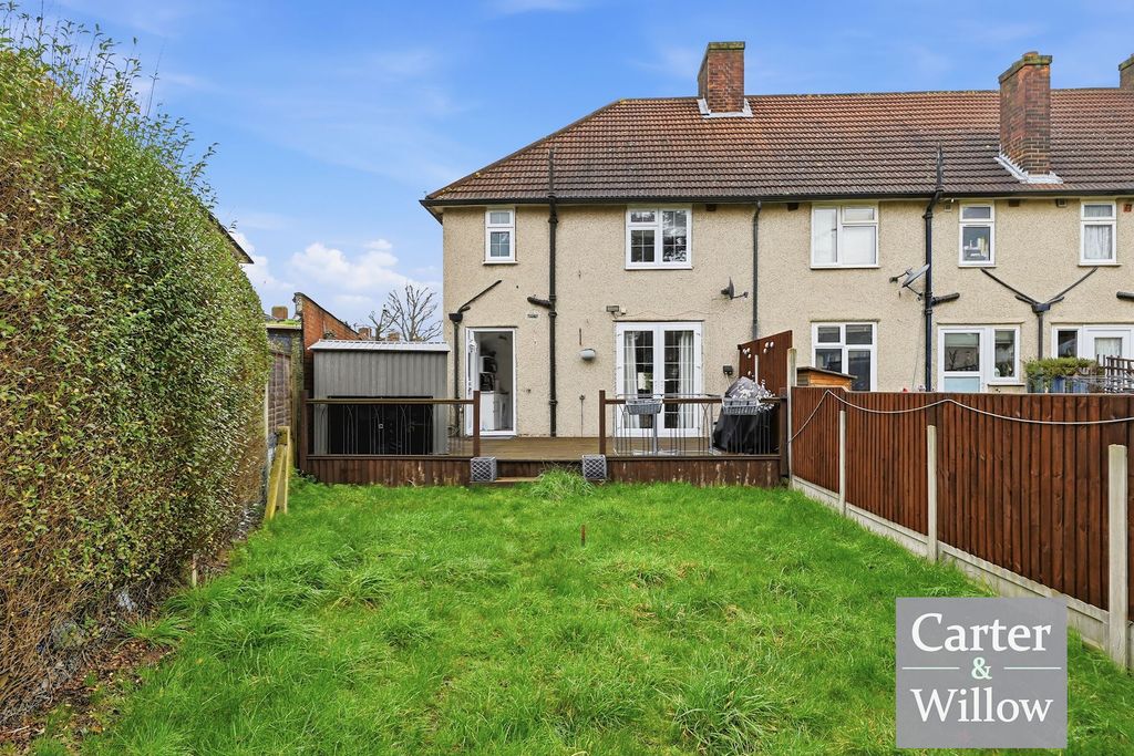 Property photo 3 of 12