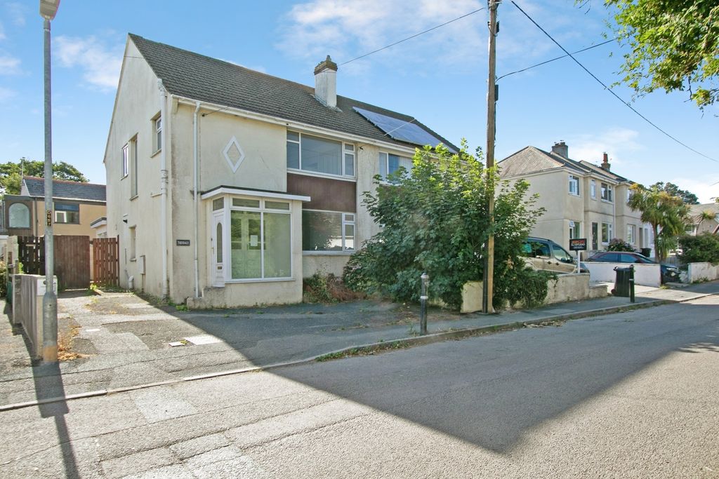 Property photo 1 of 41 Front