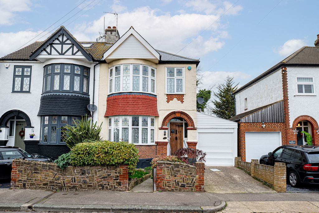 Property photo 1 of 24