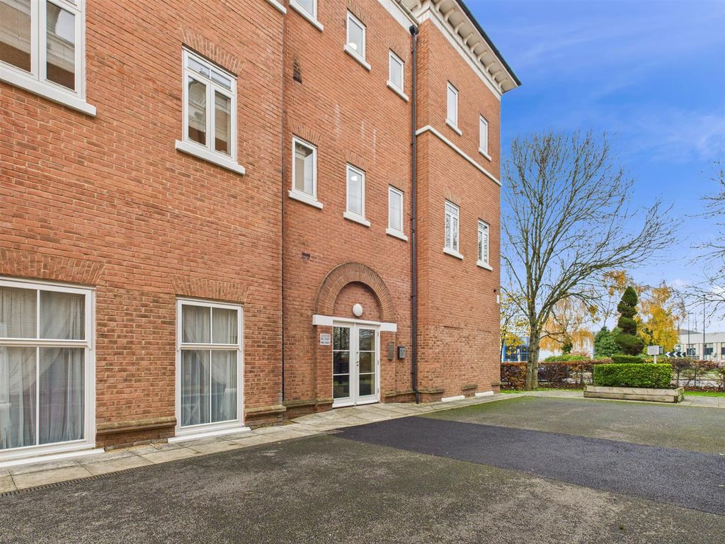 Property photo 1 of 6 Cam02435G0-Pr0100-Still013.Jpg